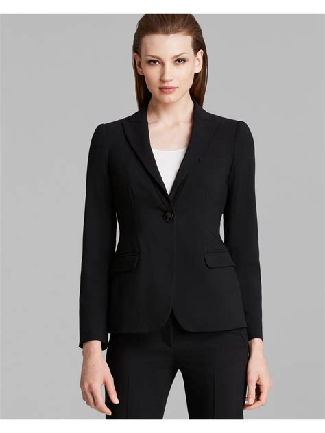 Armani Blazers voor dames .